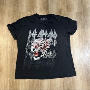 Def Leopard Grapic Tee